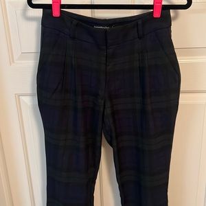 Abercrombie women’s pleated trousers